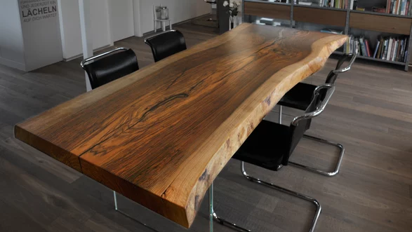 Table de tronc d'arbre par Stammdesign