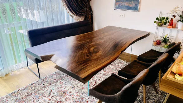 Tisch aus Baumstamm Baumstammtisch Stammtisch