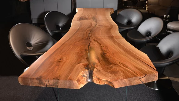 Table de tronc d'arbre par Stammdesign