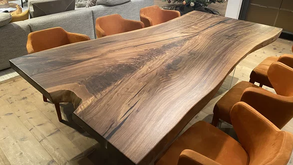 esstisch massivholz  Baumtisch  Baumkanten Tisch