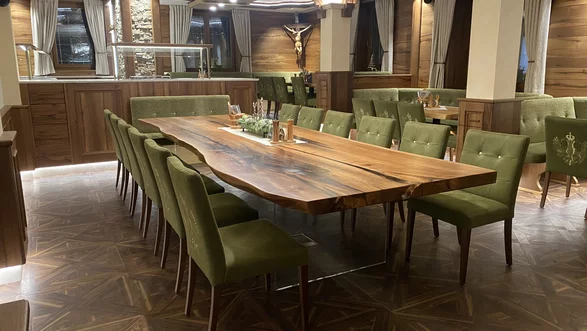 Baumstamm Esstisch Ulme  | 450 x 130 | Nr. 89