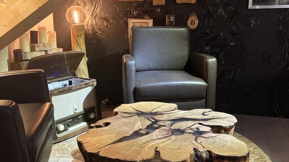 Couchtisch Robinie Naturwuchs | Durchmesser 80 cm  Nr 44