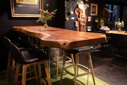 Stammdesign Stehtisch Nr. 15