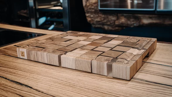 Schneidebrett aus Holz