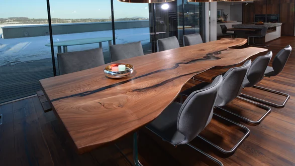 Esstisch Epoxyharz aus Ulme