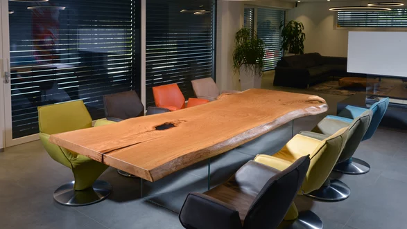 Baumtisch Stammdesign.Tische mit epoxyharz