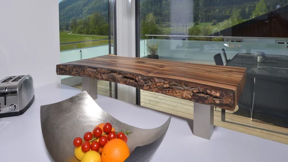 Baumstammküchen Theke