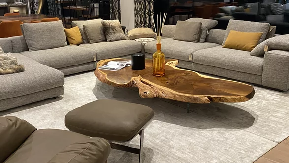 Wohnzimmertisch aus Holz