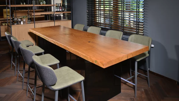 Baumstammtisch für die Gastronomie