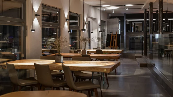 Epoxy Tisch Baumstammtisch Stammtisch