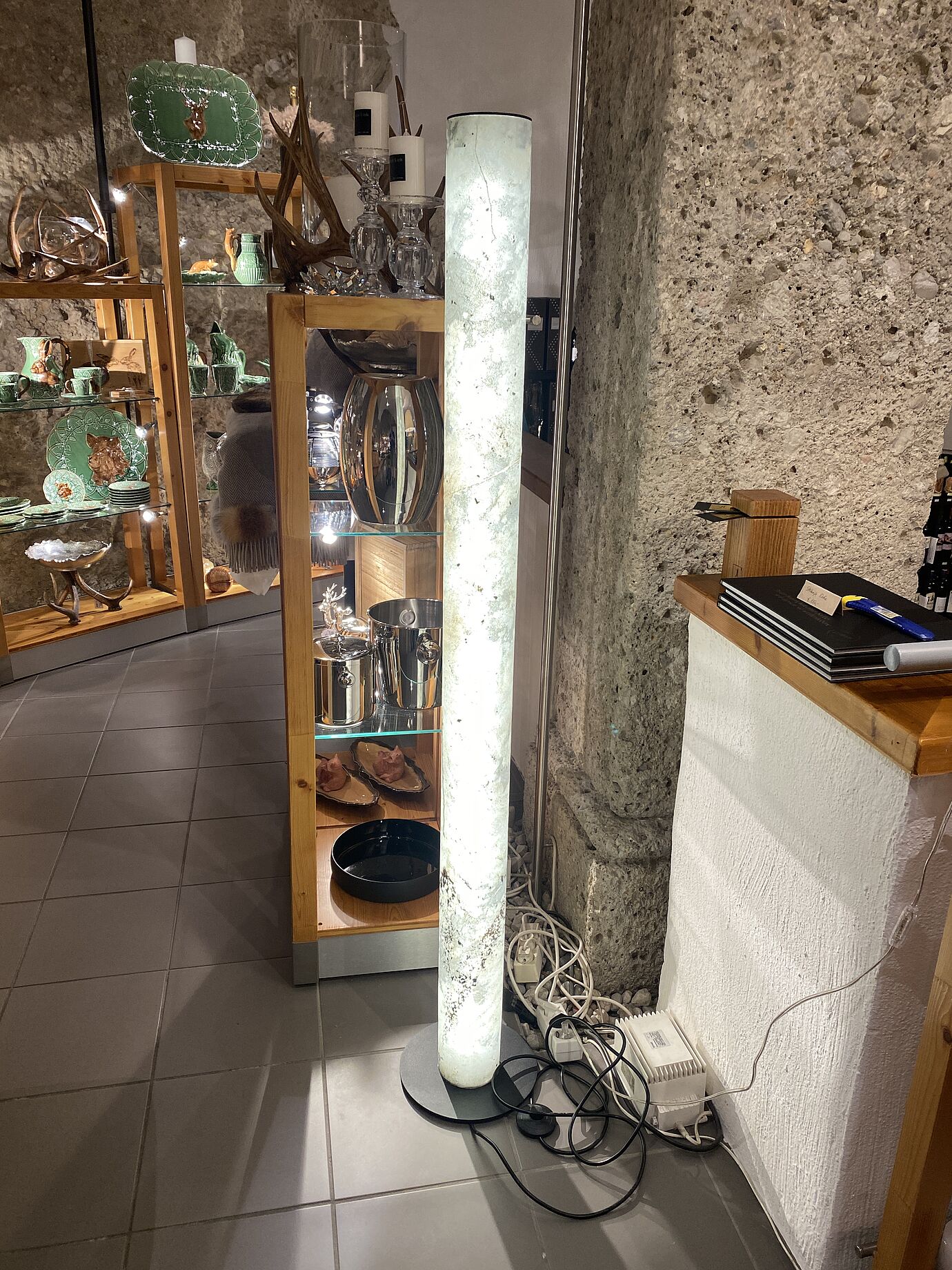 Stehlampe Steinfunier