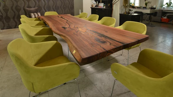 table en bois massif tronc d'arbre table noyer