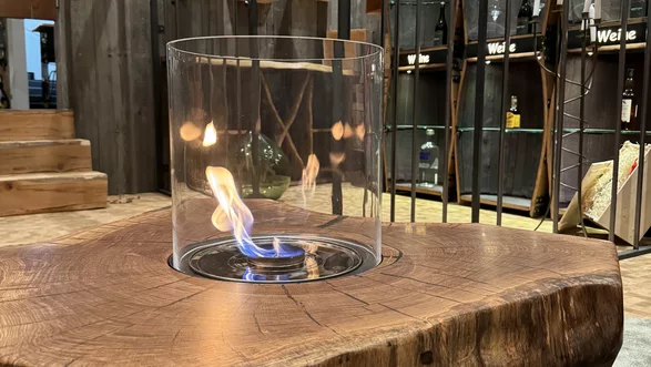 Couchtisch Eiche natur mit Feuerstelle | Durchmesser 65 cm  Nr 45