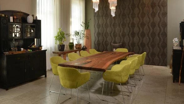 table en bois massif tronc d'arbre table noyer