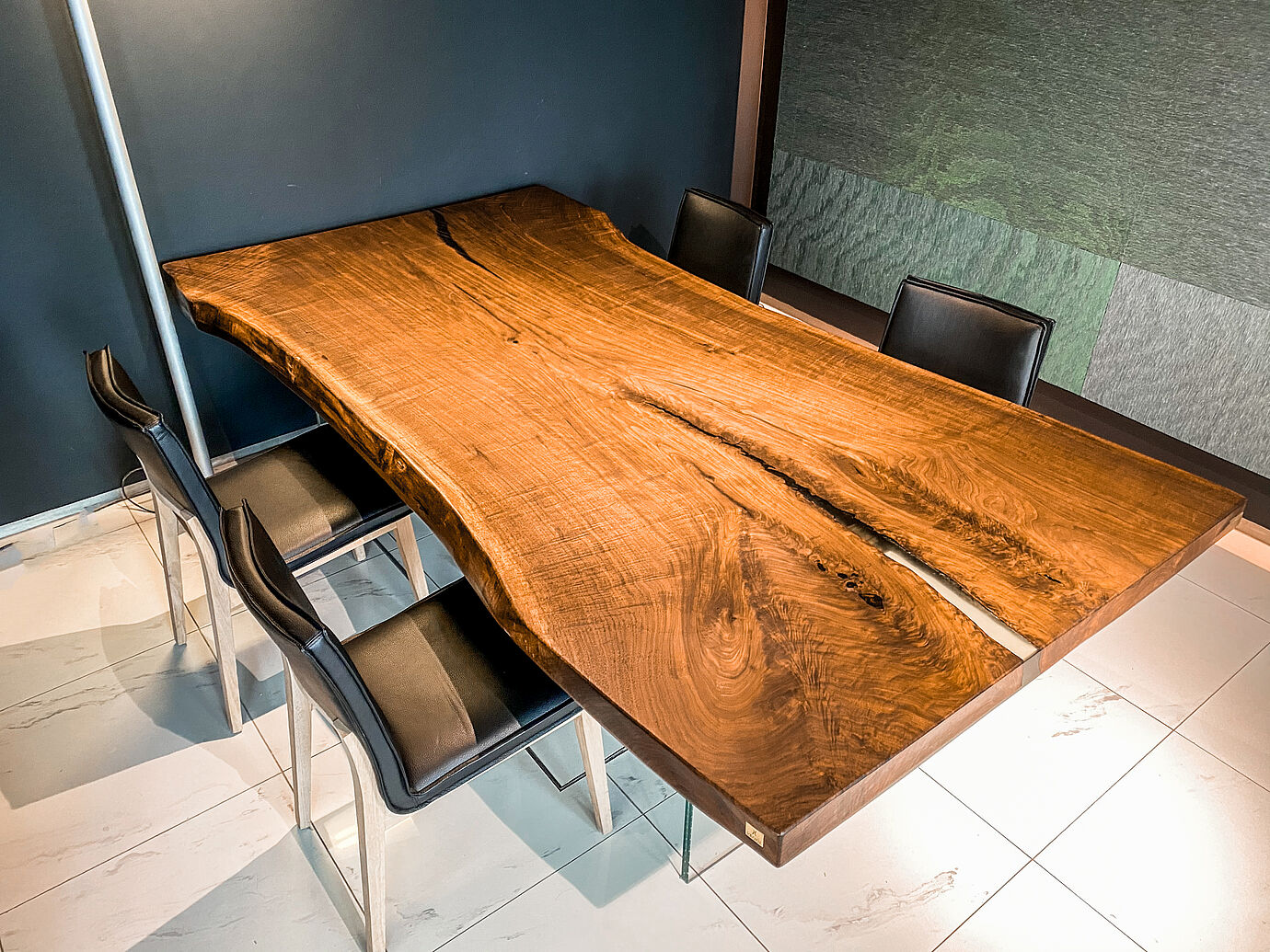 Ess. / Besprechungstisch Nussbaum Nr. 5