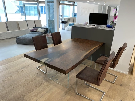 Esstisch / Arbeitstisch Nussbaum Nr. 41