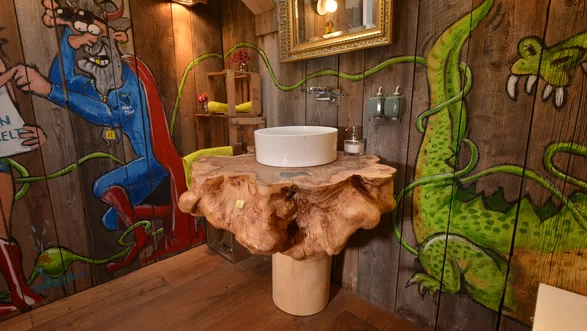 lavabo tronco de árbol diseño de madera