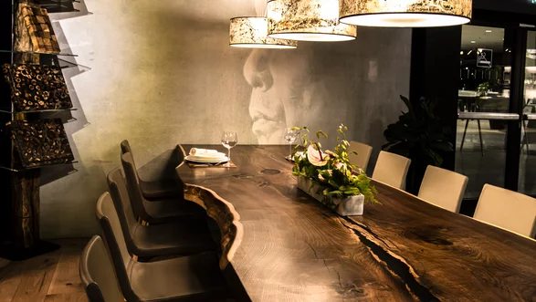 Epoxy Tisch, Eichentisch , Massivholztisch