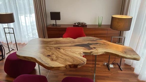 Tisch mit Epoxiharz Kastanie  | 220x 95 | Nr. 90